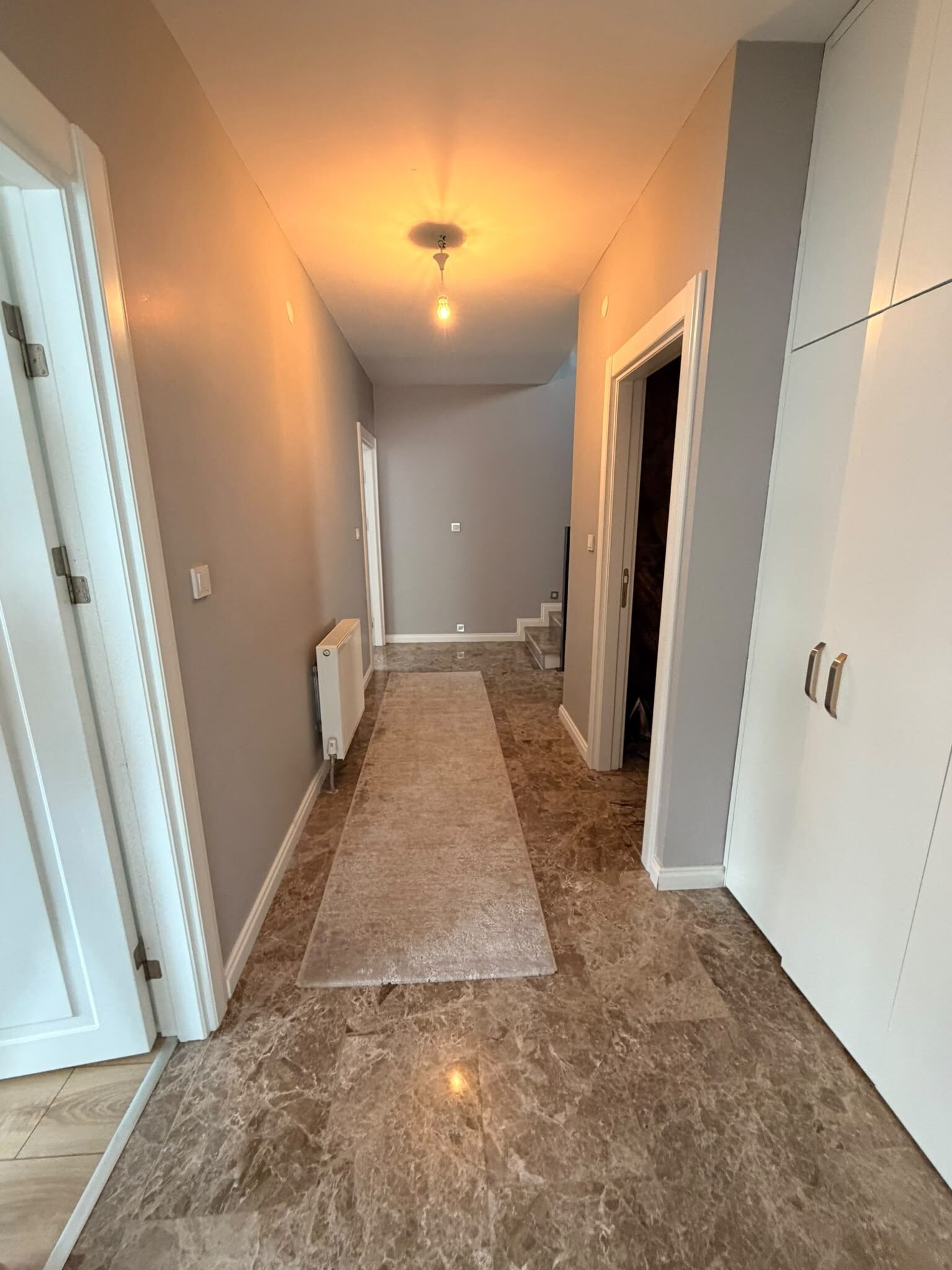Çankaya Angora Bulvarı Cepheli Satılık Müstakil Villa, Koridor
