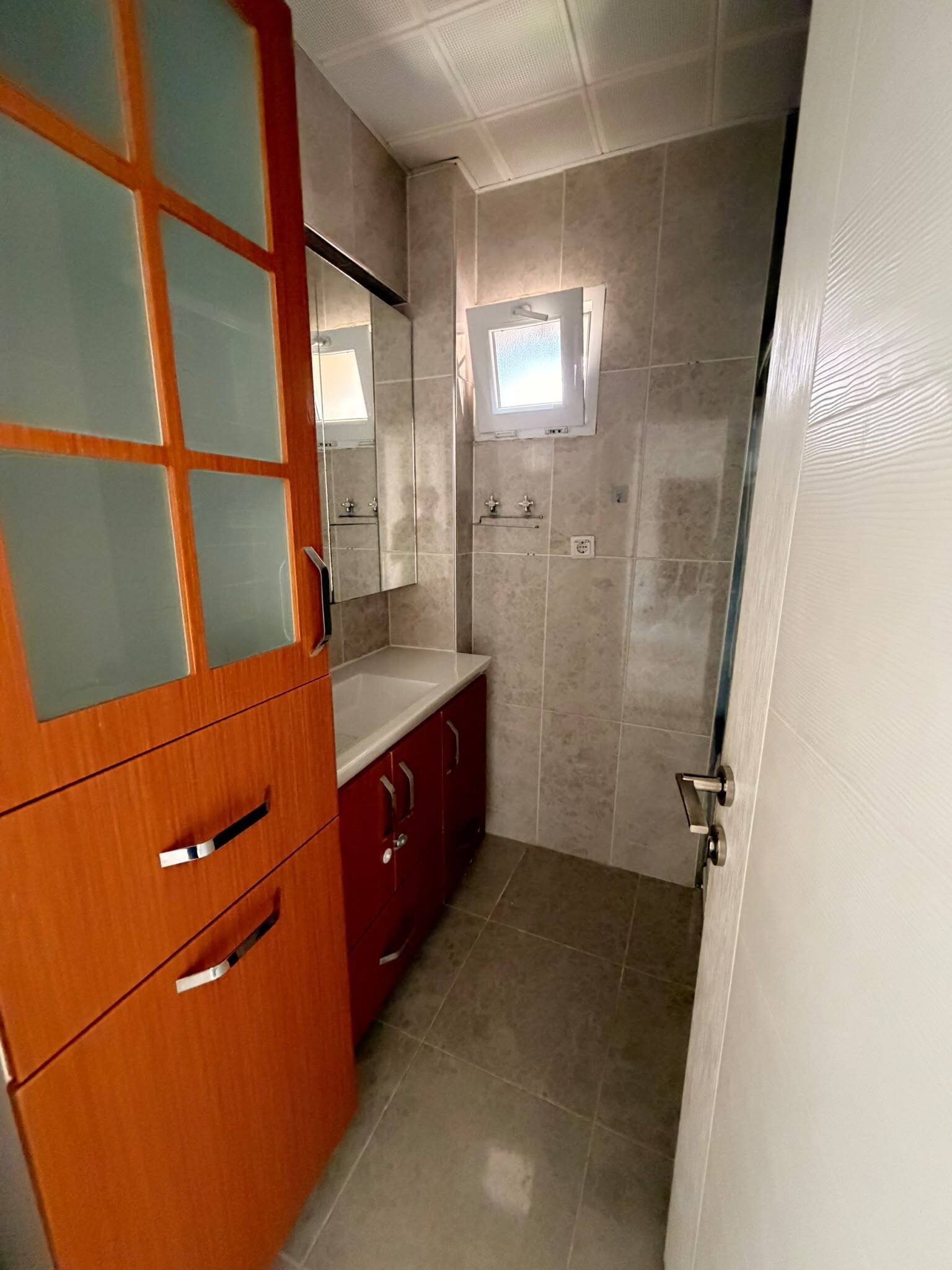 Çayyolu Konutkent Hayal Sitesi'nde En Üst Kat, Doğa Manzaralı 100 m² Satılık Daire, Banyo
