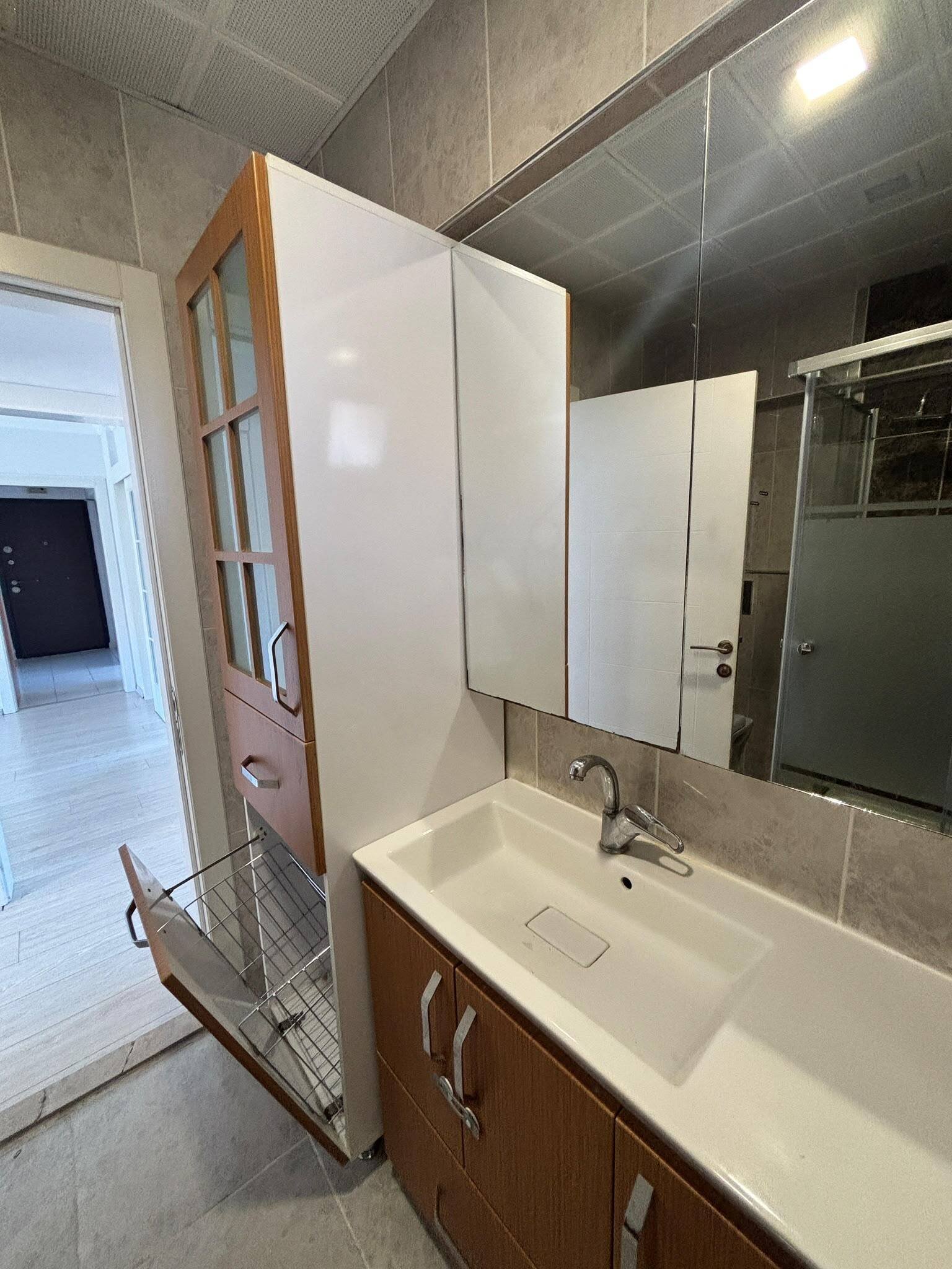 Çayyolu Konutkent Hayal Sitesi'nde En Üst Kat, Doğa Manzaralı 100 m² Satılık Daire, Banyo lavabosu