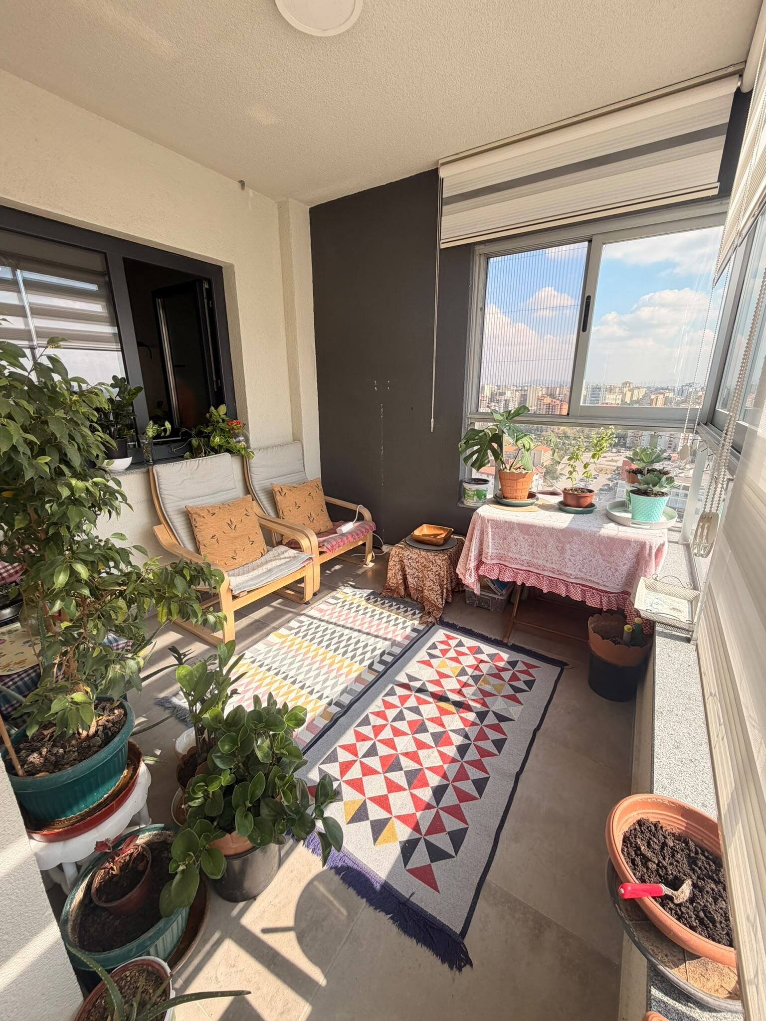 Referans Ankara'da Muhteşem Manzaralı 24. Kat 3+1 Tam Donatılı Lüks Daire, Balkon