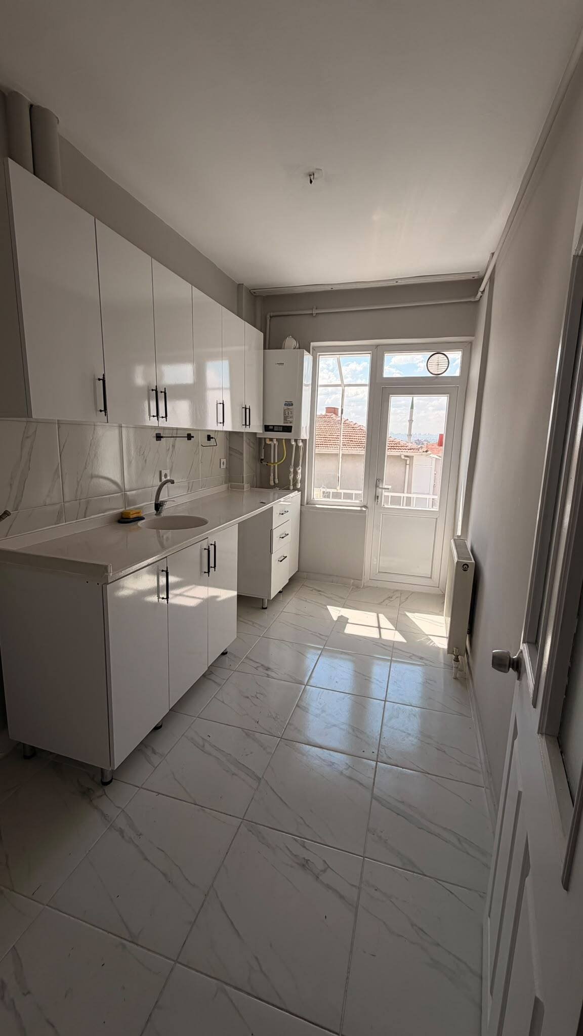 Sincan Ulubatlı Hasan Mahallesi'nde Yapılı, Temiz 3+1 Kiralık Daire, Mutfak