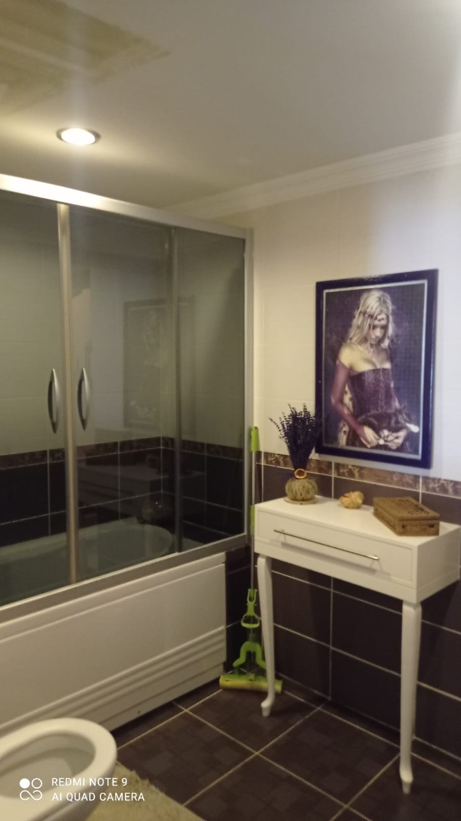 Yaşamkent Başkent 1 Sitesi’nde 13. Kat 4+1, Merkezi Konum ve Çift Balkonlu Ferah Daire, Banyo, küvet Yaşamkent Başkent 1 Sitesi'nde 13. Kat 4+1, Merkezi Konum ve Çift Balkonlu Ferah Daire, Banyo, küvet