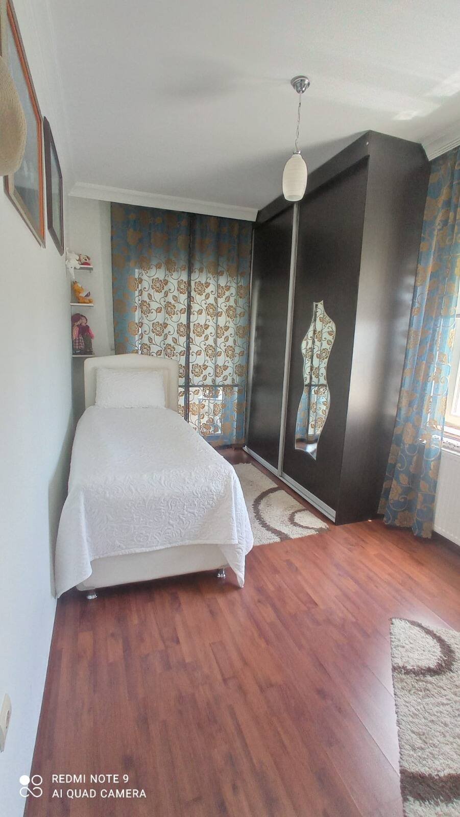 Yaşamkent Başkent 1 Sitesi’nde 13. Kat 4+1, Merkezi Konum ve Çift Balkonlu Ferah Daire, Oda Yaşamkent Başkent 1 Sitesi'nde 13. Kat 4+1, Merkezi Konum ve Çift Balkonlu Ferah Daire, Oda